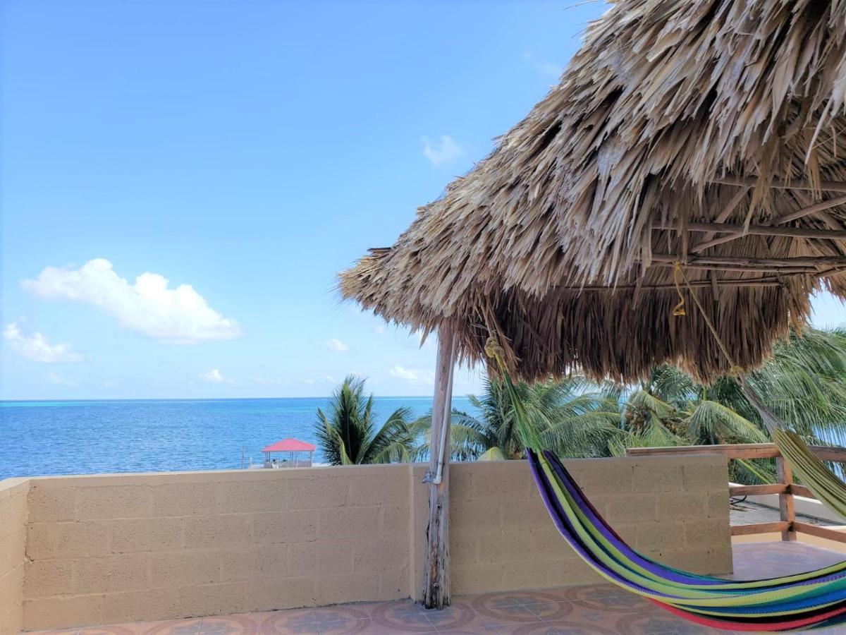 Beach Club Condos At Popeyes Caye Caulker Zewnętrze zdjęcie