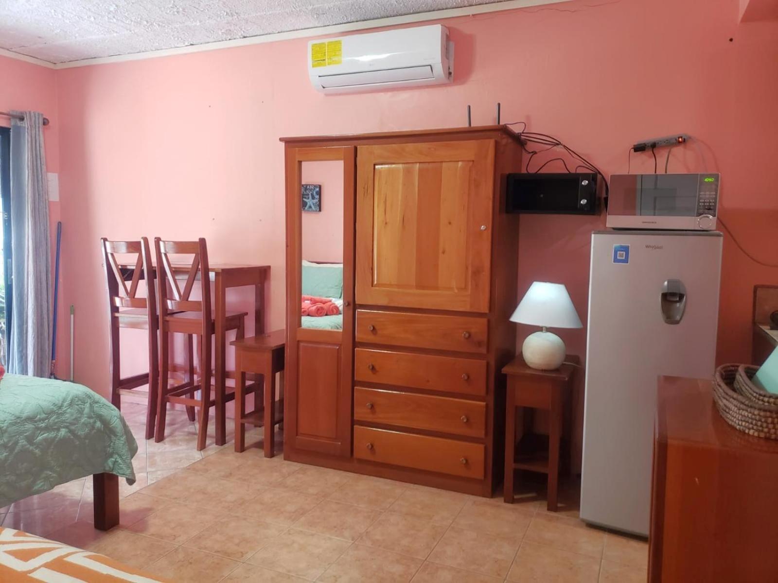 Beach Club Condos At Popeyes Caye Caulker Zewnętrze zdjęcie