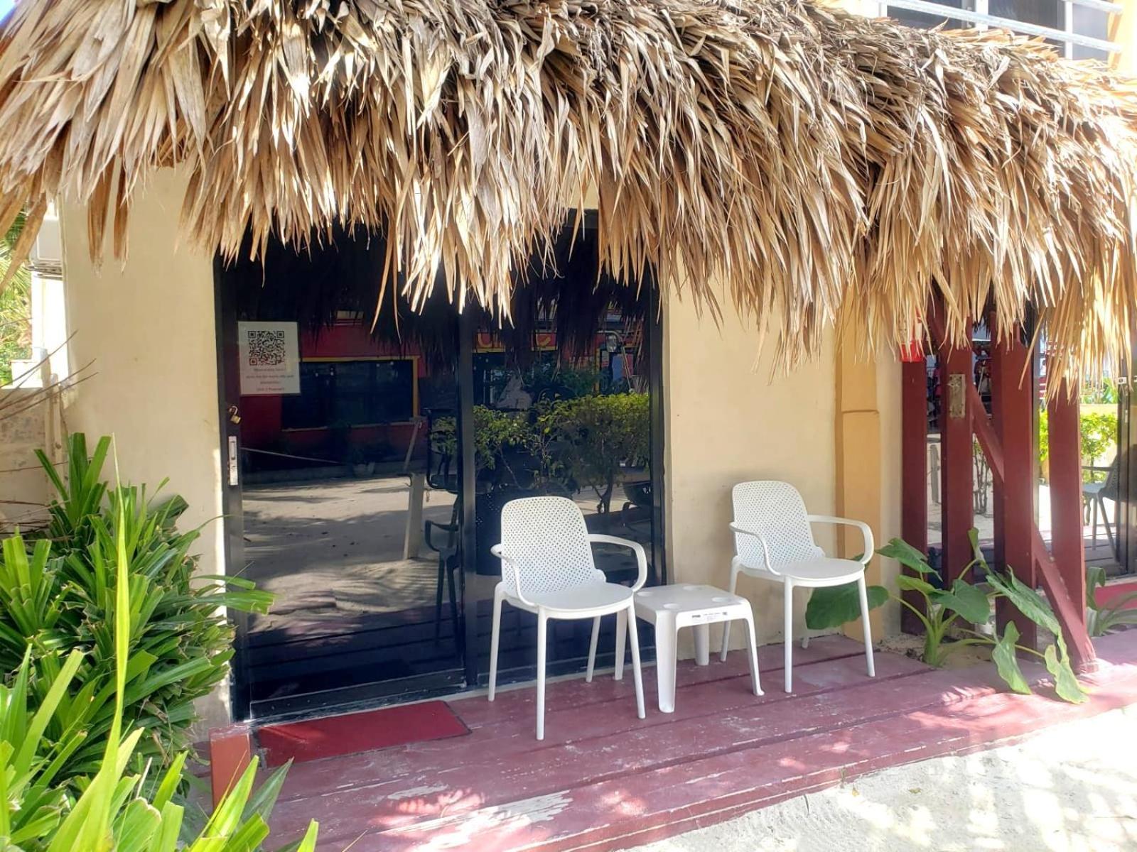 Beach Club Condos At Popeyes Caye Caulker Zewnętrze zdjęcie